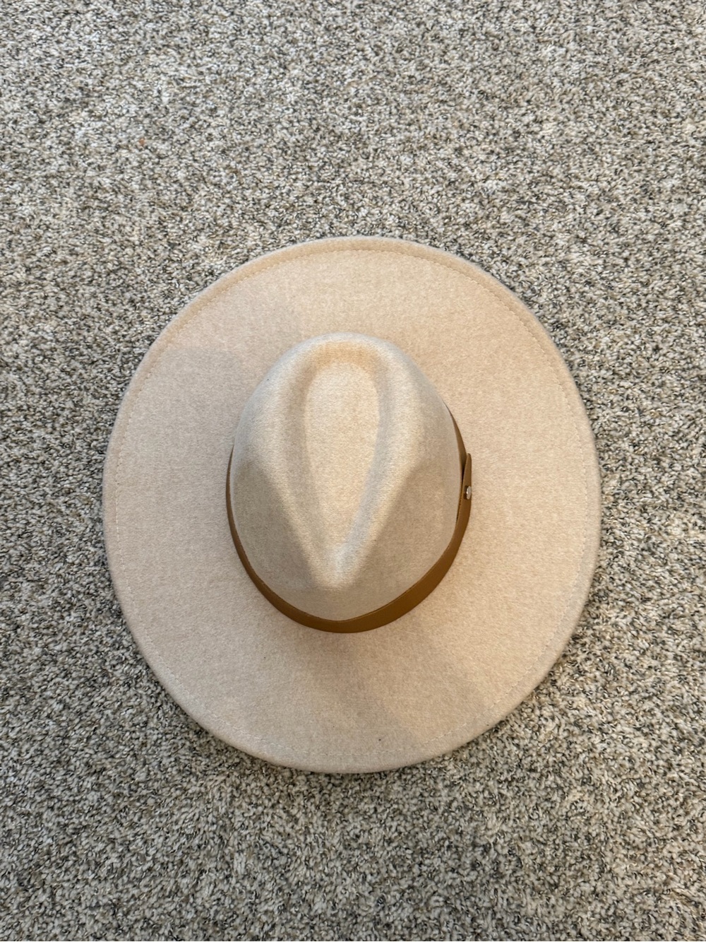 Wide Brim Felt Ranch Hat in Light Beige with Brown Band